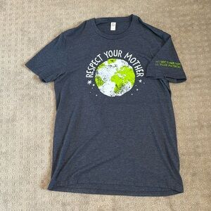 Super soft “love your mother” tee